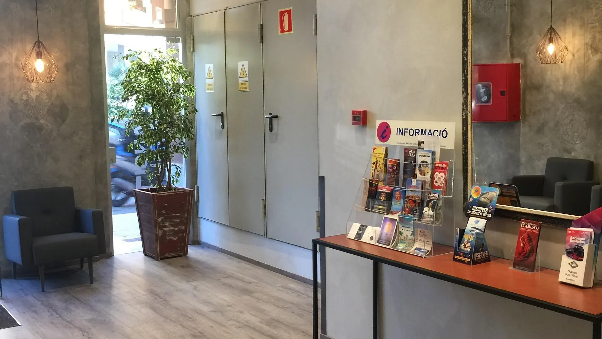 Hotel Transit Barcelona
